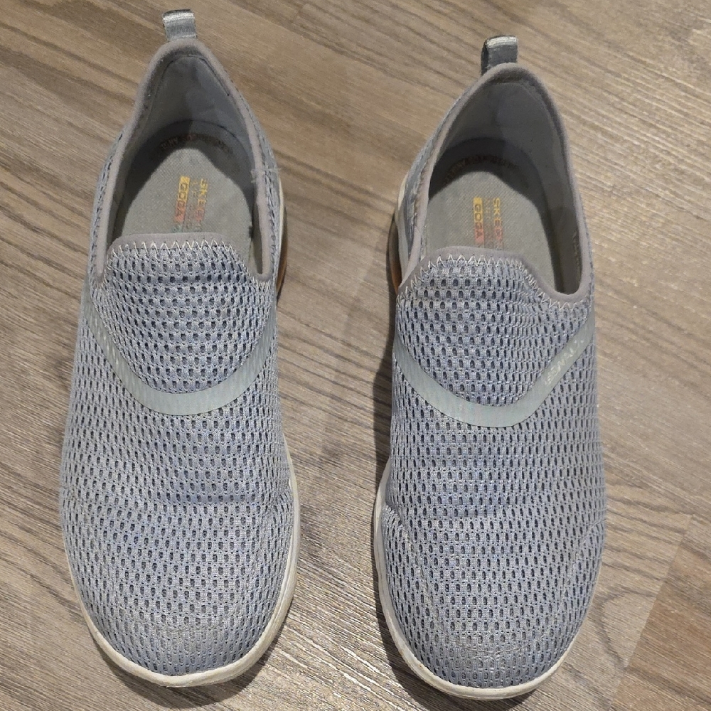 Sketchers GOGA MAT Gray Slip-On Shoes